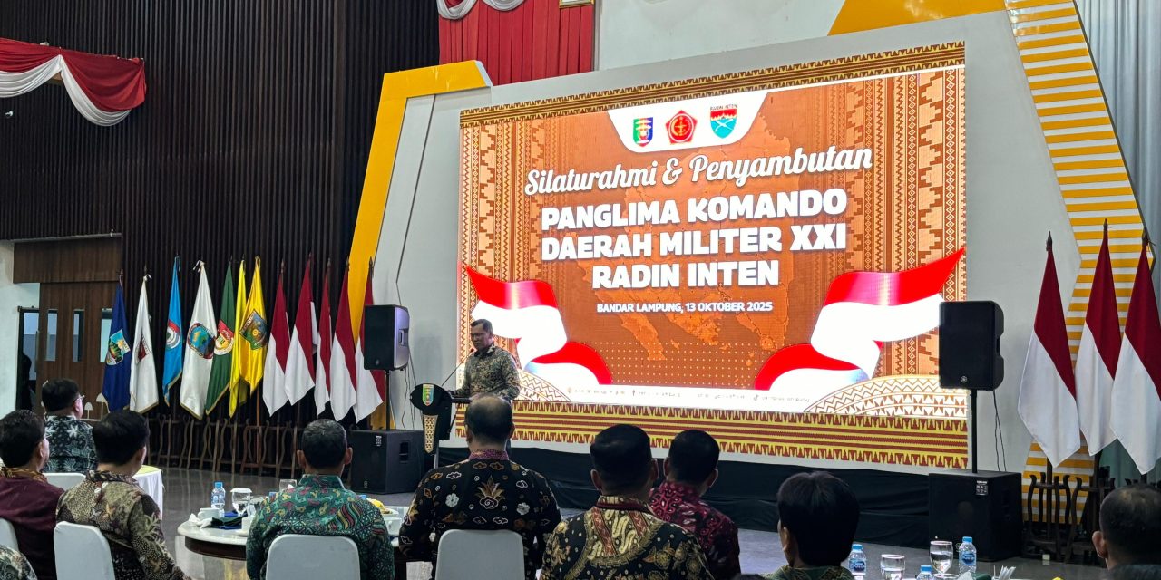 Wabup Lampung Barat Mad Hasnurin Hadiri Silaturahmi dan Penyambutan Pangdam XXI/Radin Inten Mayjen TNI Kristomei Sianturi
