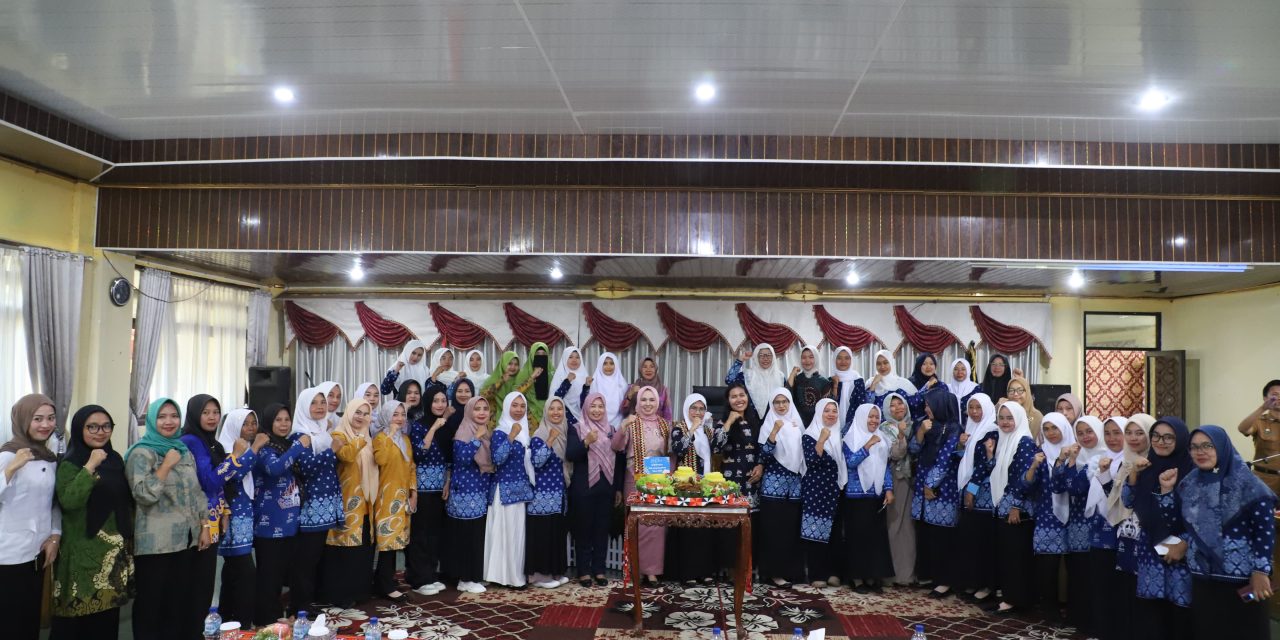 Macik Partinia Minta Guru Paud Lampung Barat Utamakan Pendidikan Moral dan Etika