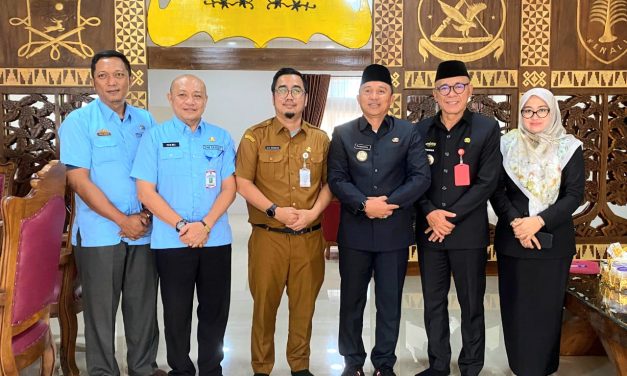ParosilBupati Lampung Barat Berharap Pembayaran Pajak Kendaraan di Lampung Barat Bisa Lebih Fleksibel