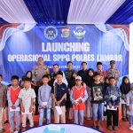 Ditandai Pengguntingan Mawar, Wabup Mad Hasnurin Resmikan Operasional SPPG Polres Lampung Barat di Pekon Tanjung Raya