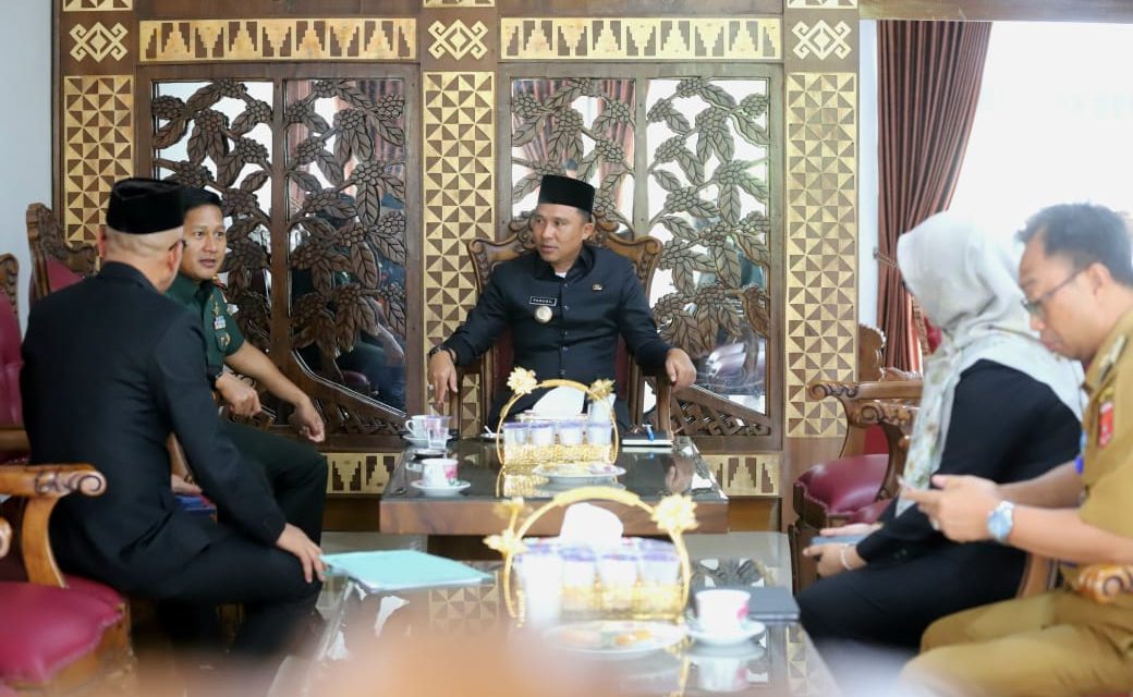 Bupati dan Damdim Lampung Barat Bersinergi Sukseskan Program Koperasi Merah Putih