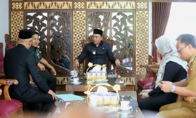 Bupati dan Damdim Lampung Barat Bersinergi Sukseskan Program Koperasi Merah Putih