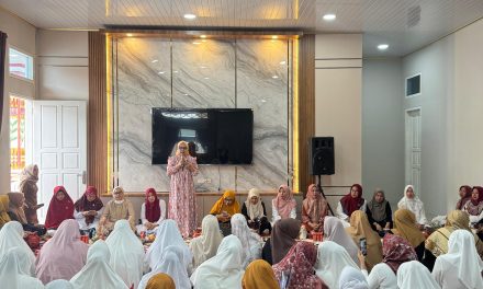 Baitul Mukhlisin Gelar Pengajian Fiqih Wudhu & Sholat, Suasana Hangat dan Penuh Ilmu