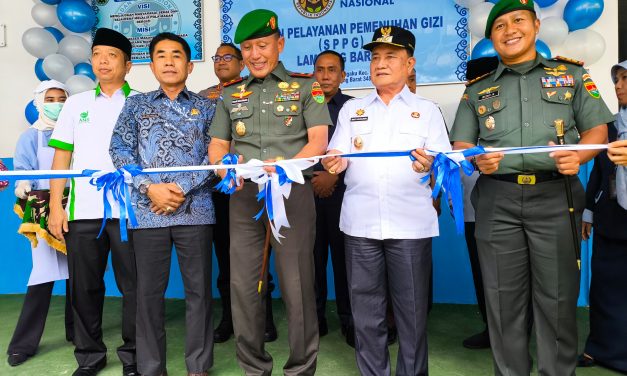 Wabup Lampung Barat Mad Hasnurin Hadiri Peresmian Dapur SPPG untuk Dukung Program MBG di Kecamatan Balik Bukit