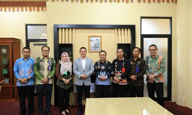 Wabup Lampung Barat Terima Kunjungan KPP Pratama Kotabumi, Bahas Pengamanan Penerimaan Pajak Akhir Tahun