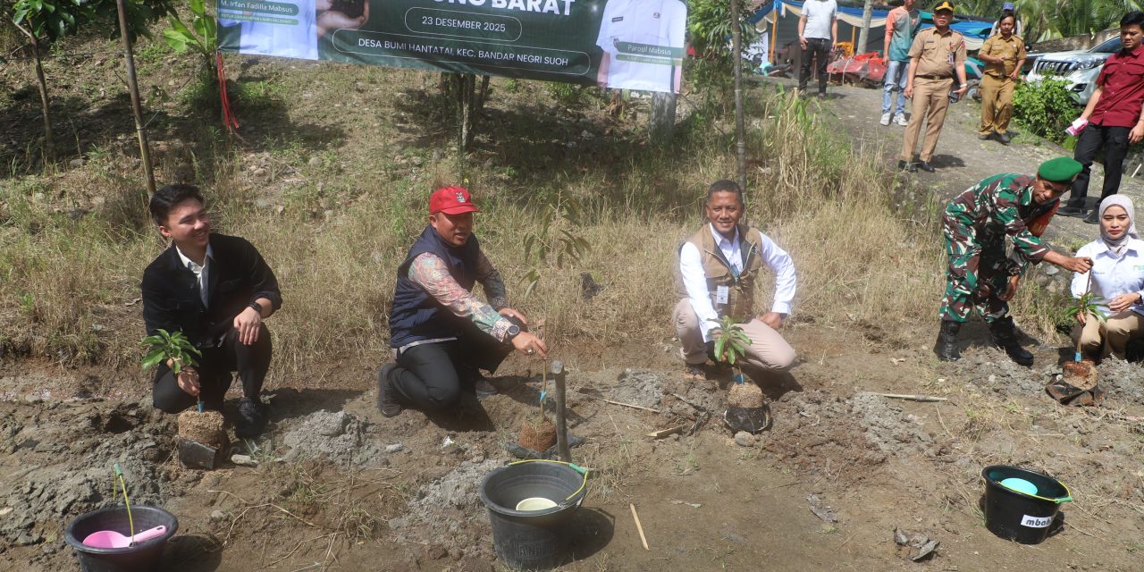 Bupati Lampung Barat Apresiasi HIPMI Gelar Penanaman Pohon Buah di Bumi Hantatai