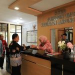 Lakukan Sidak, Wabup Lambar Mad Hasnurin Temukan Sejumlah ASN Tak Masuk Kerja