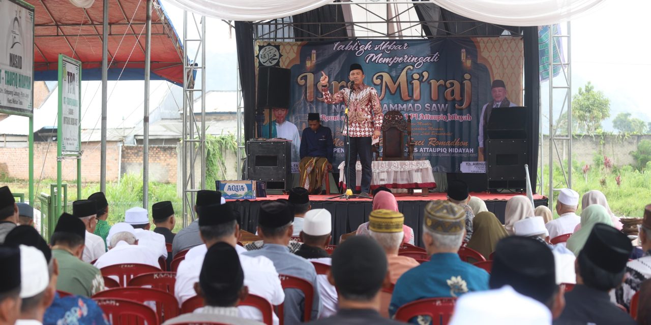 Belajar Mengaji Tak Cukup dari Medsos, Bupati Parosil Tekankan Pentingnya Pembimbing