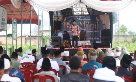 Belajar Mengaji Tak Cukup dari Medsos, Bupati Parosil Tekankan Pentingnya Pembimbing