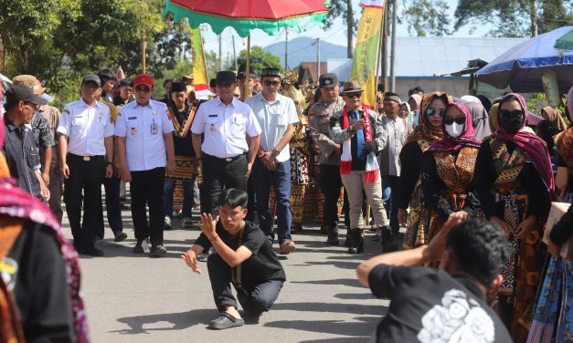 Sekretaris Daerah Harap Budaya Sekura Jadi Magnet Kunjungan Wisatawan Ke Lampung Barat