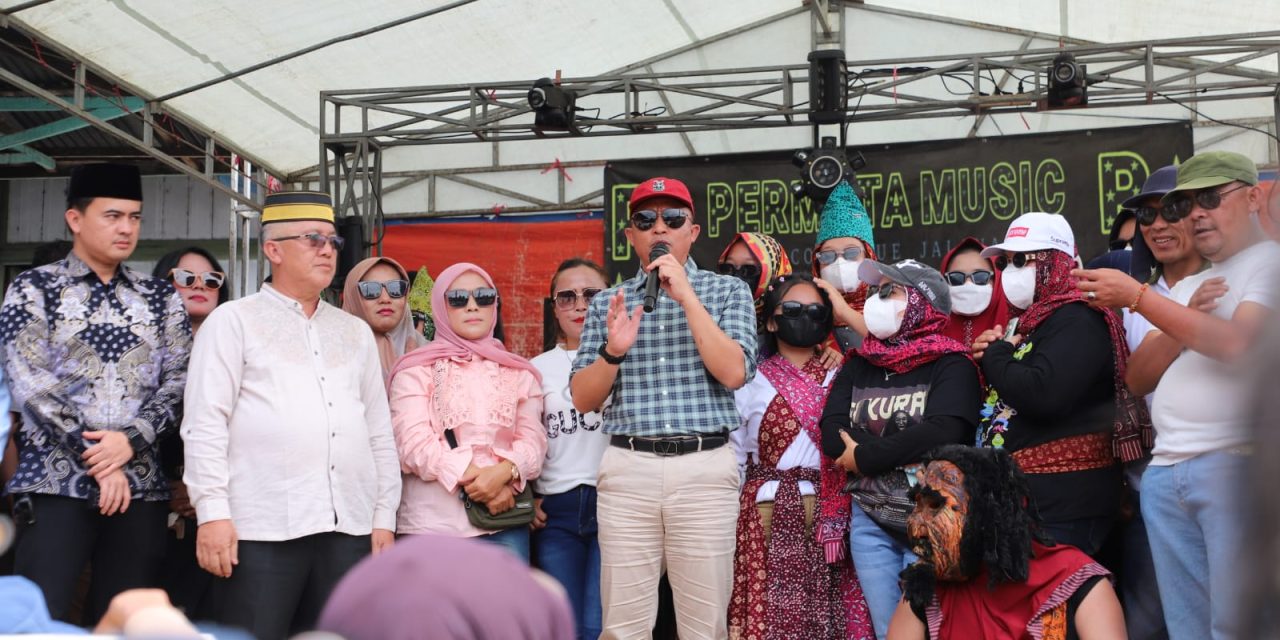 Sekura Lampung Barat, Makin Meriah, Tapi Ada Pesan Kritis dari Bupati Parosil Mabsus