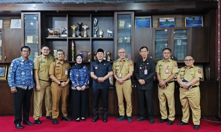 Bupati Lampung Barat Terima Audiensi Pemprov Lampung, Serahkan dan Terima Hibah Lahan untuk Sekolah Rakyat