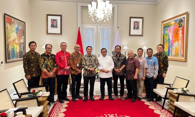 Bupati Lampung Barat Audiensi dengan Gubernur DKI Jakarta, Bahas Kerja Sama Strategis dan Bantuan Armada