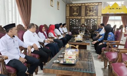 PMI Lampung Barat Audiensi dengan Bupati, Paparkan Program dan Ajukan Unit Mobil Donor Darah