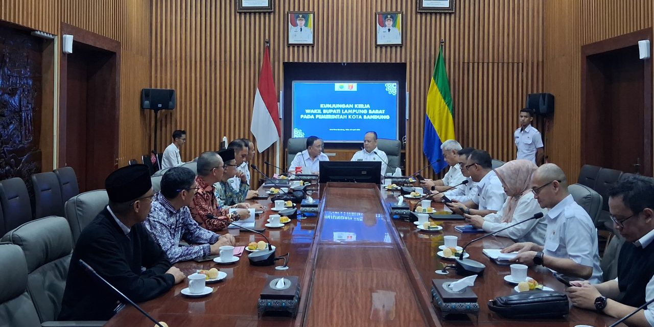 Dongkrak Nilai IKK, Pemkab Lampung Barat Studi Tiru ke Pemkot Bandung