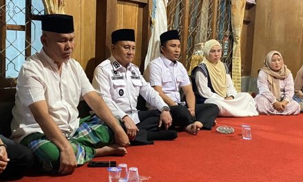 Bupati Lambar Sambangi Rumah Duka Dua Bocah Hanyut di Way Semangka: Ini Duka Kita Semua