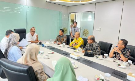 Sampah Lampung Barat Capai 127 Ton per Hari, Bupati Parosil Jemput Dukungan ke Kementerian Lingkungan Hidup