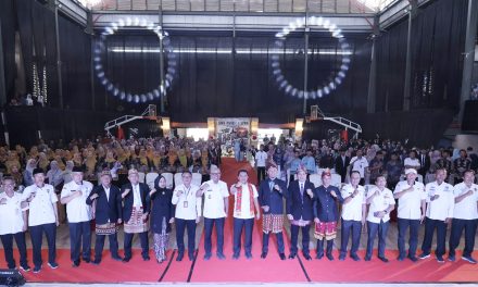 Bupati Lambar Hadiri Pelepasan Siswa SMKN 1 Liwa: Lulusan SMK Harus Punya Kompetensi, Kreativitas, dan Karakter