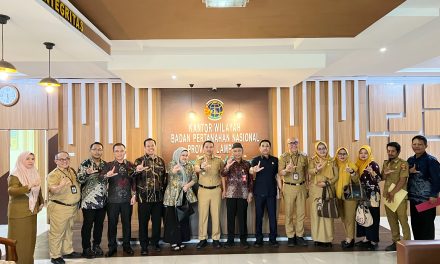 Pelepasan Hutan Sukapura Bupati Parosil Menaruh Harapan Diskresi Khusus, Langsung Jadi Hak Milik Warga Transmigrasi