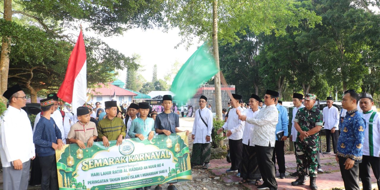 Sekda Nukman Lepas Karnaval Budaya Islam Sambut Tahun Baru Hijriah di Lampung Barat