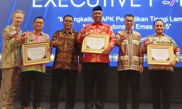 Kebijakan Afirmatif Pendidikan Tinggi di Lampung Barat Tuai Penghargaan