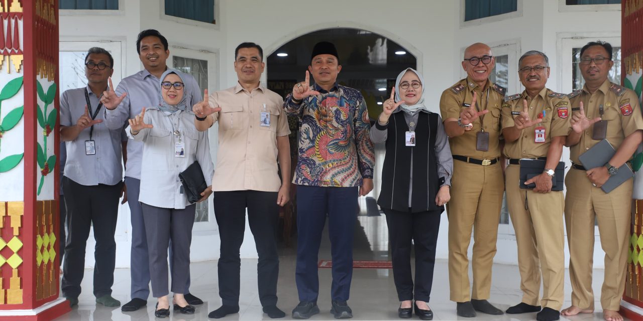 Bupati Lampung Barat Terima Audiensi Dirut Bank Lampung, Bahas Penguatan Digitalisasi dan Peningkatan Layanan Perbankan