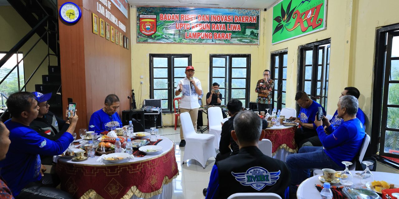 Bupati Parosil Sambut Ratusan Rider IMBI di Kebun Raya Liwa, Kenalkan Potensi Lampung Barat