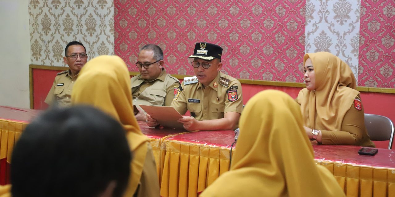 Kunjungi Kecamatan Way Tenong, Bupati Lampung Barat Tekankan Disiplin, Kebersihan, dan Sinergi Pelayanan