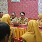 Kunjungi Kecamatan Way Tenong, Bupati Lampung Barat Tekankan Disiplin, Kebersihan, dan Sinergi Pelayanan