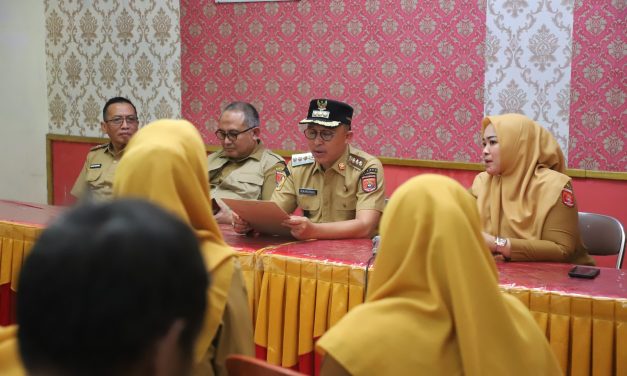 Kunjungi Kecamatan Way Tenong, Bupati Lampung Barat Tekankan Disiplin, Kebersihan, dan Sinergi Pelayanan