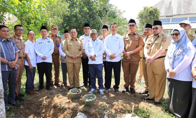 Kantor PLHUT Resmi Dibangun, Wabup Mad Hasnurin: Masyarakat Tidak Perlu Jauh-Jauh Dapat Pelayanan Haji dan Umroh