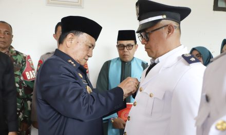 Wabup Lampung Barat Lantik Pj Peratin Bandar Baru dan Bumi Jaya, Tekankan Pelayanan Tanpa Pandang Bulu