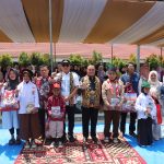 Terima Seragam Sekolah Gratis, Orang Tua Wali Murid Ucapkan Terima Kasih kepada Bupati , Wakil Bupati dan Pemkab Lampung Barat