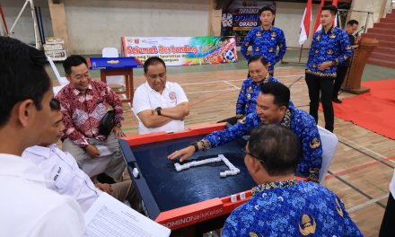Buka Turnamen Domino ORADO, Bupati Lambar Sebut Bukan Lagi Sekadar Permainan Warung Kopi 