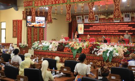 Lampung Barat Usia 35 Tahun, Parosil Klaim Ekonomi Tumbuh, Jalan 59 Persen Mantap