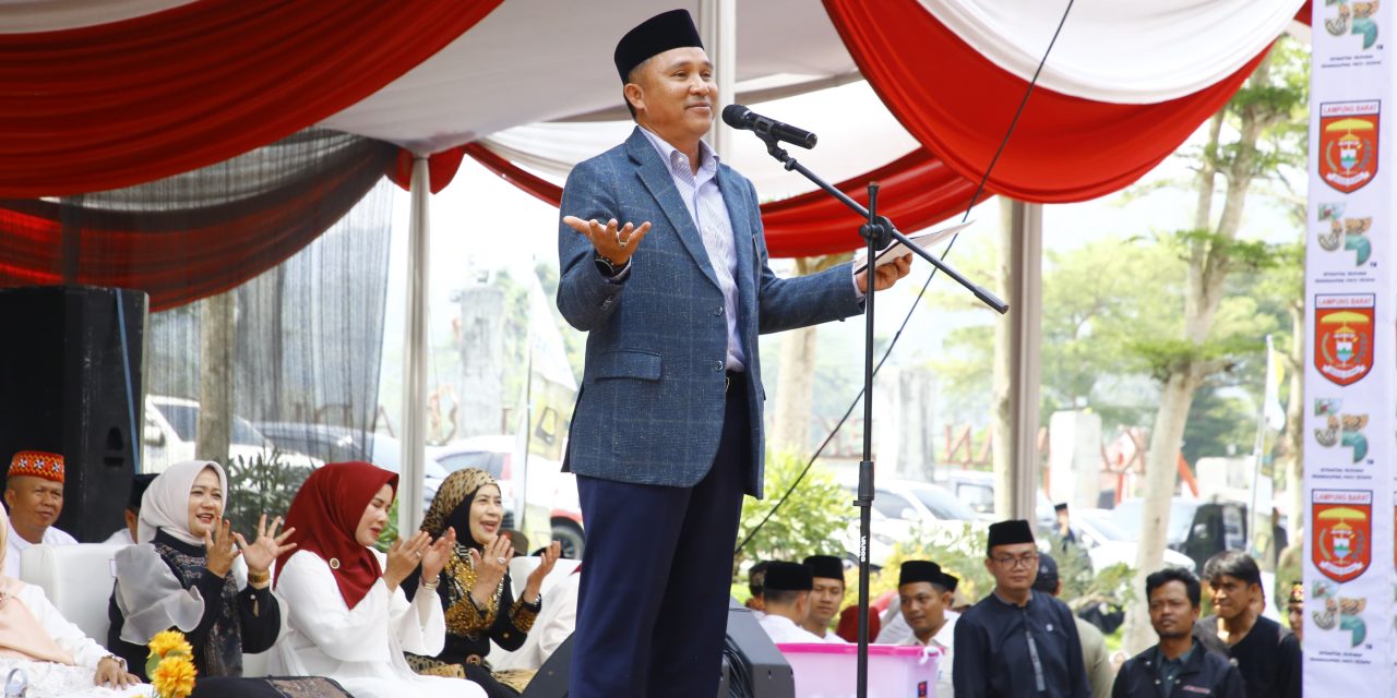 Tabligh Akbar, Bupati Paparkan Program Pro Rakyat Dari Seragam Gratis Hingga Sekolah Kopi