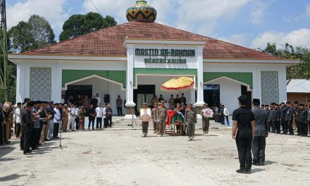 Pemkab Lambar Antar Kepala Disdukcapil Ruspan Anwar ke Peristirahatan Terakhir