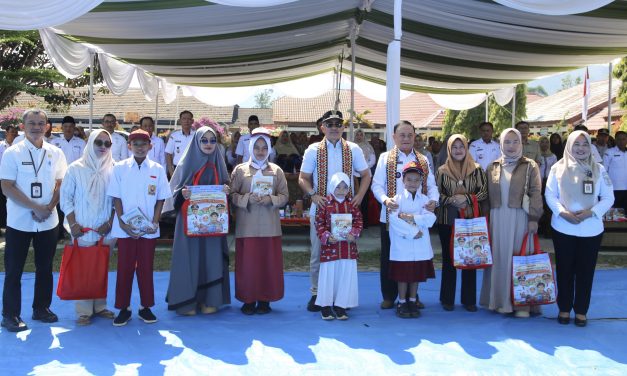 Bupati Parosil Tegaskan Tidak Ada Pungutan Iuran Kaos Olahraga Hingga Singgung Revitalisasi Sekolah