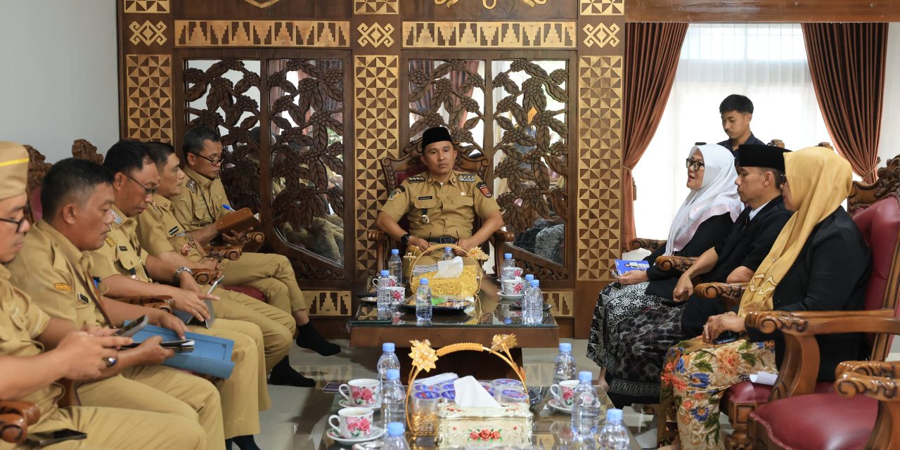 Maraknya Jama’ah Kecewa, Bupati Lampung Barat Minta Kemenhaj Data Trevel Umrah