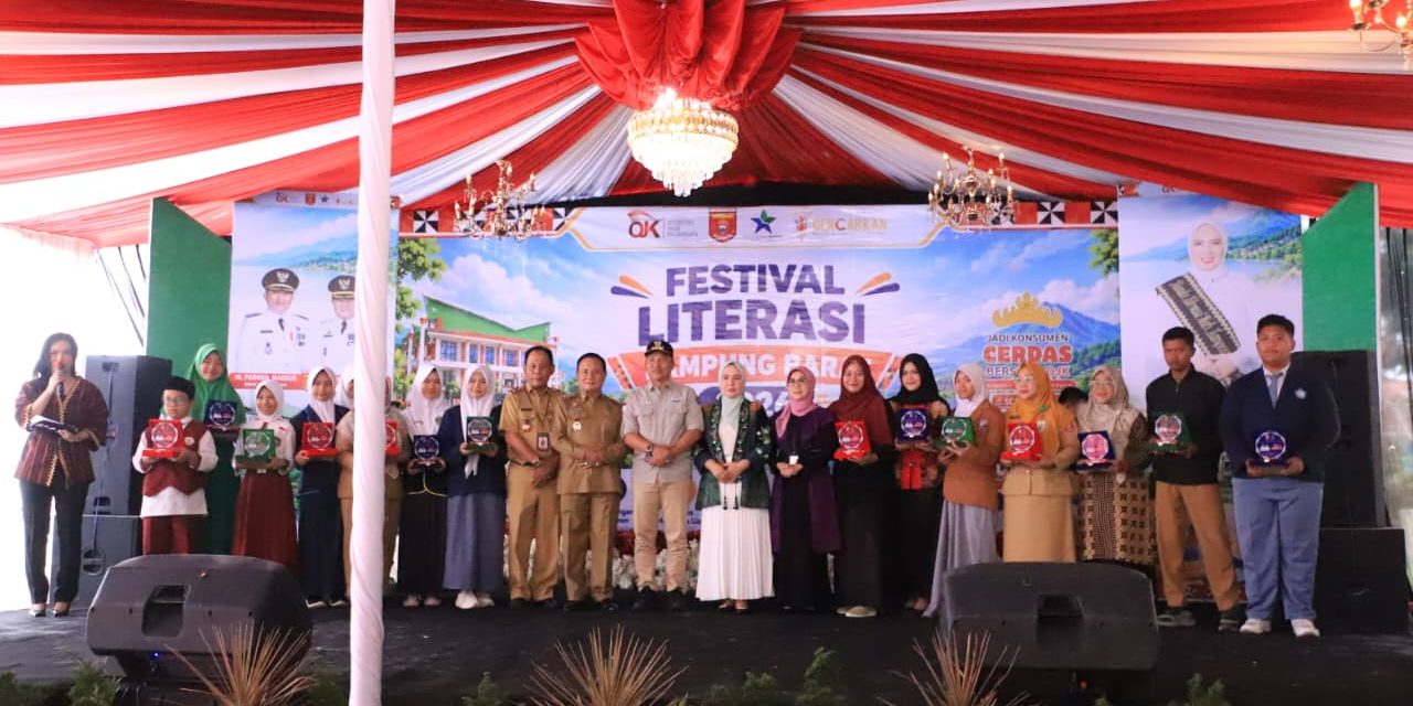 Bupati Parosil Dorong Hilirisasi Literasi Senjata Keluar dari Kemiskinan
