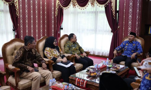 Audiensi Dengan Kanwil DJPb Lampung, Bupati Lampung Barat Dorong Hilirisasi Kopi dan Peningkatan DAU-DAK