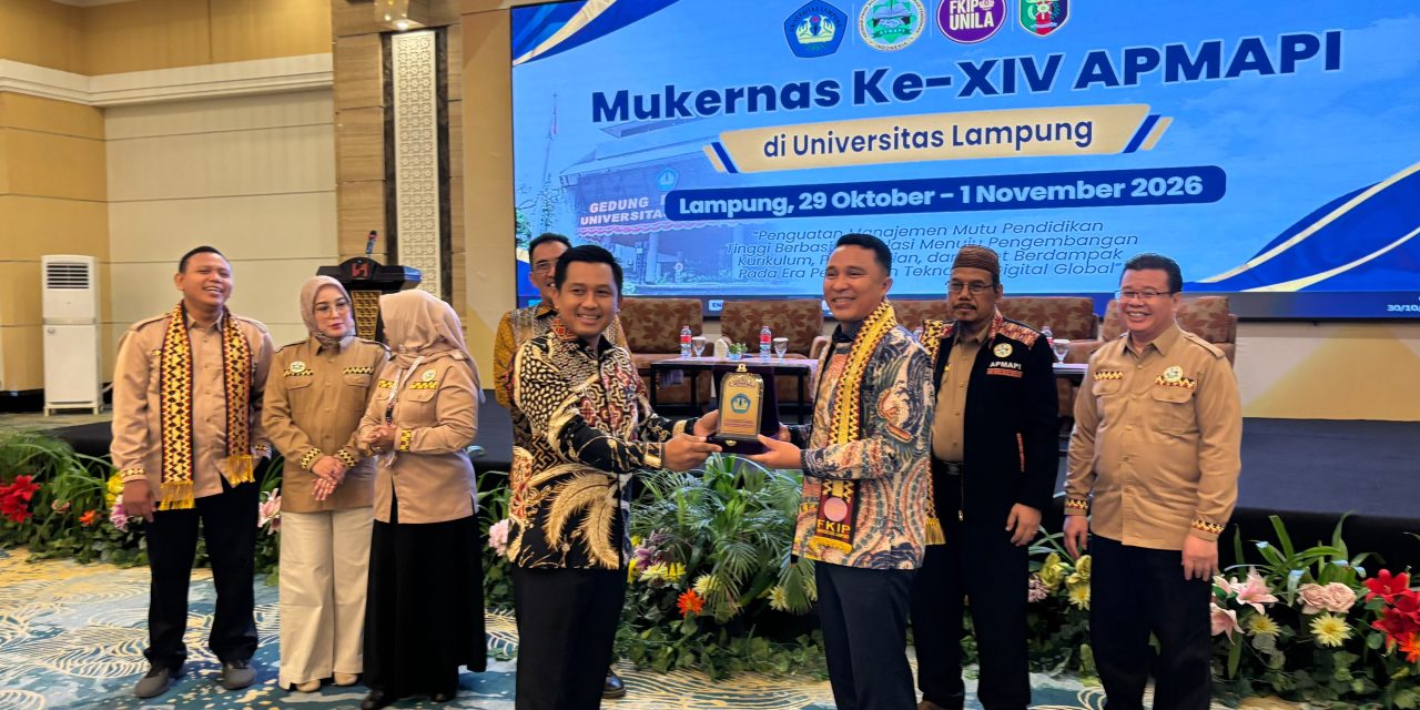 Dari Guru ke Panggung Nasional, Bupati Parosil  Bawa Pesan : Pendidikan Harus Memanusiakan dan Berakar pada Budaya